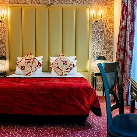 De L'empereur By Malone 3* Paris