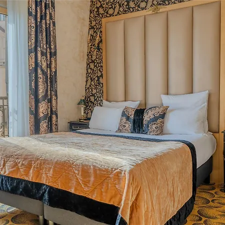 De L'empereur By Malone 3* Paris