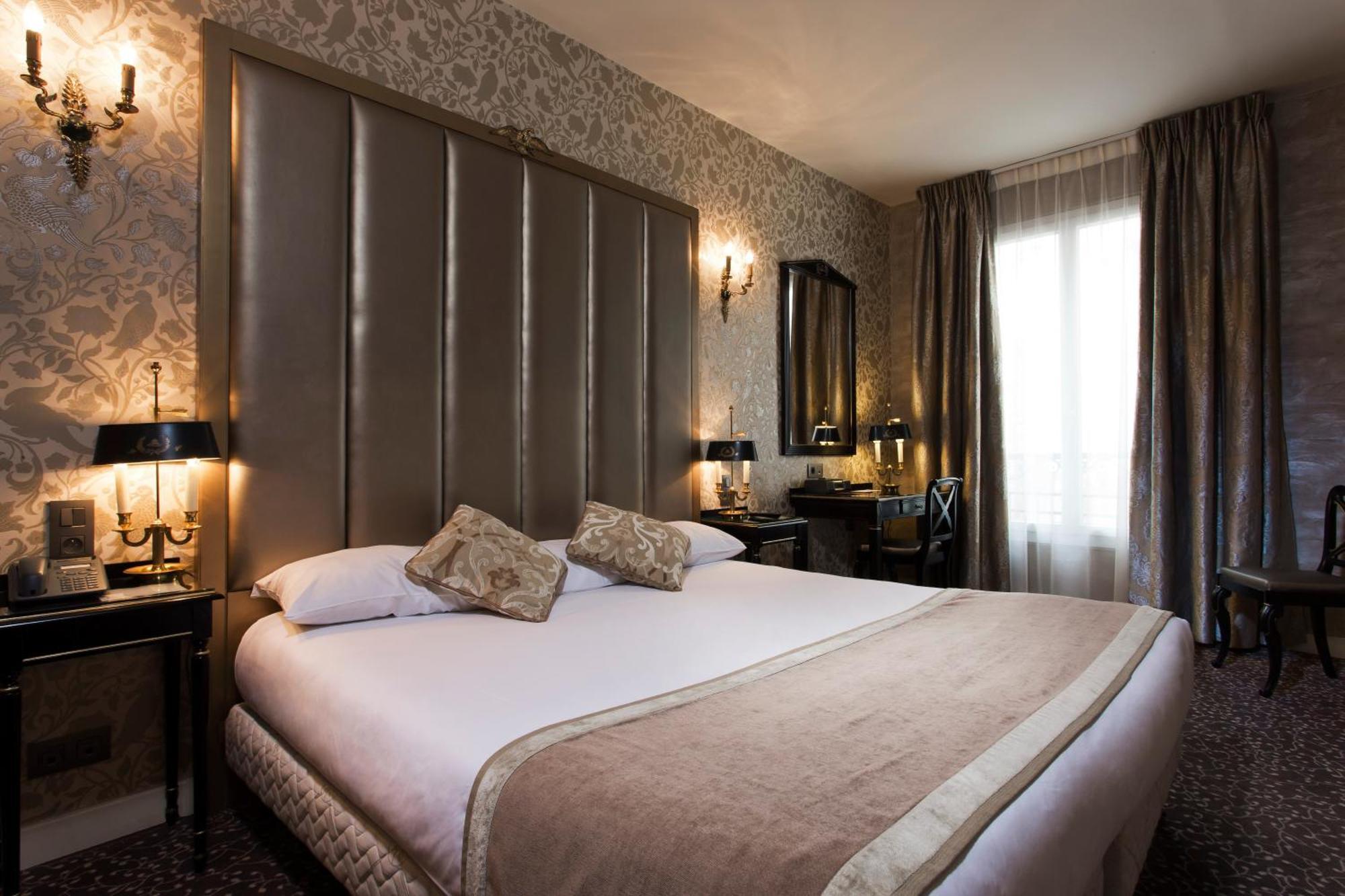 De L'empereur By Malone Hotel