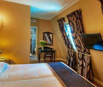 Hotel De L'empereur By Malone